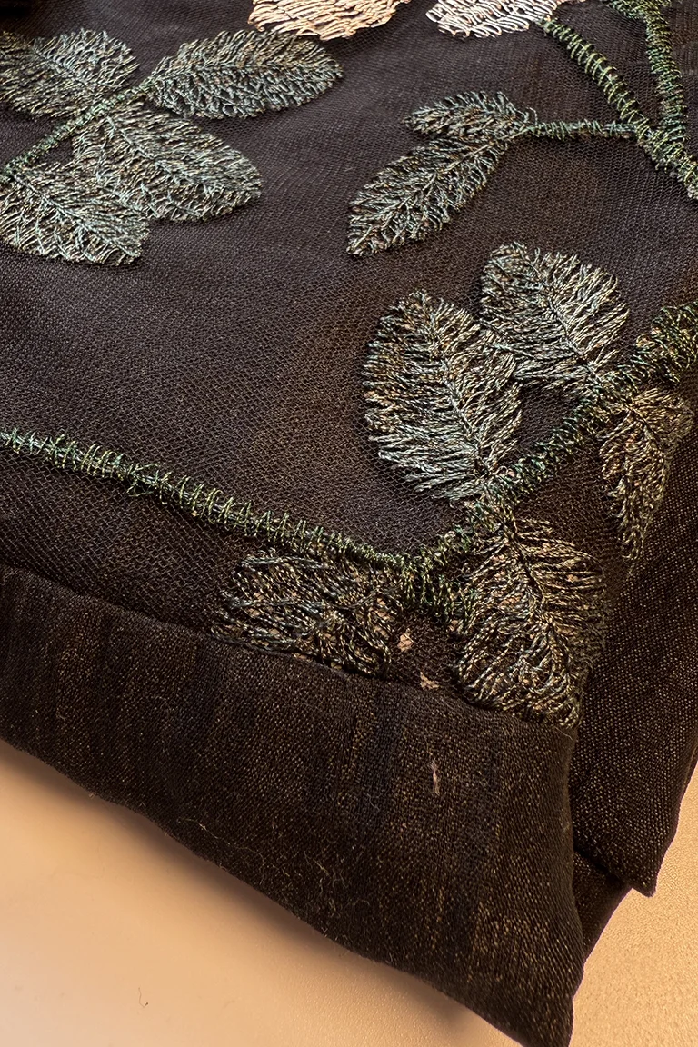 AD003 Black Floral MAXI - Image 2