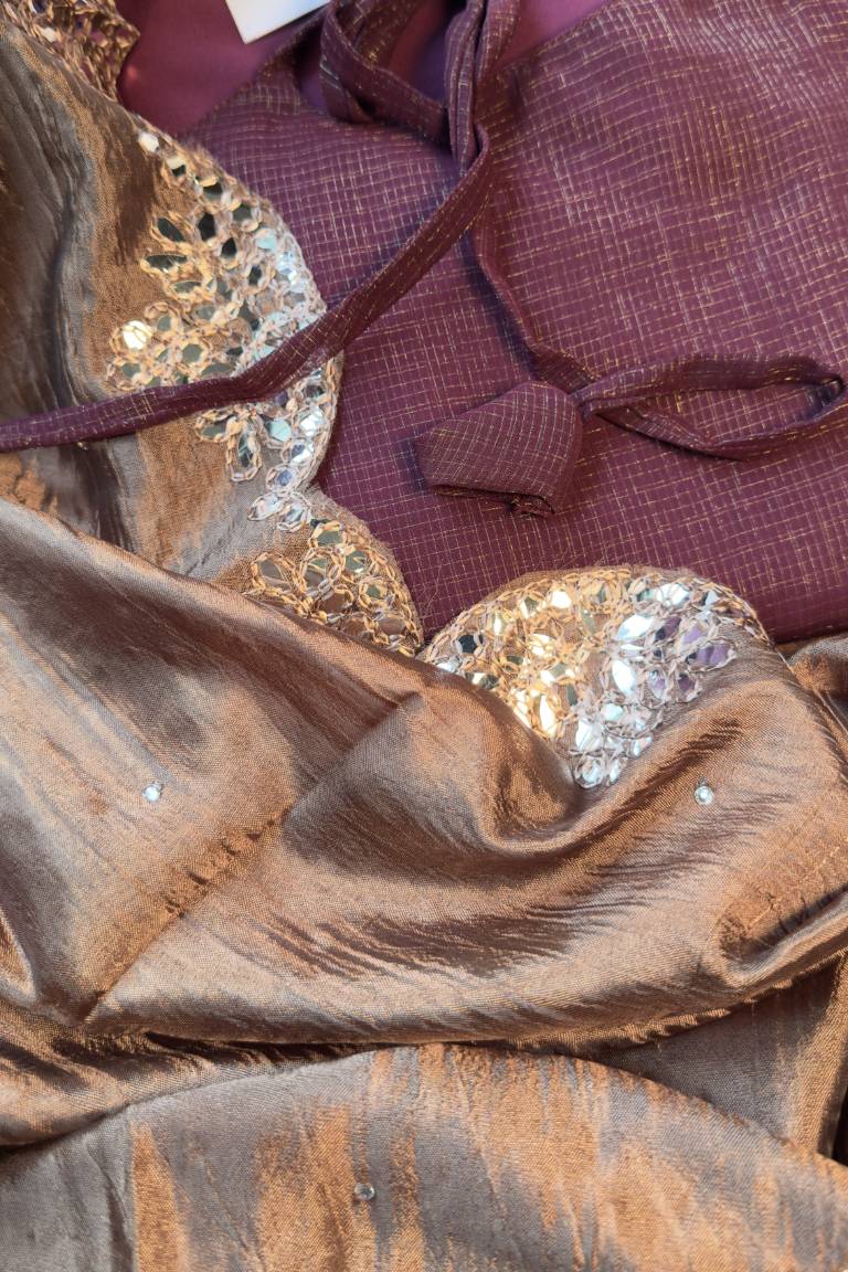 Vichitra silk with mirror work Duppata - Image 2