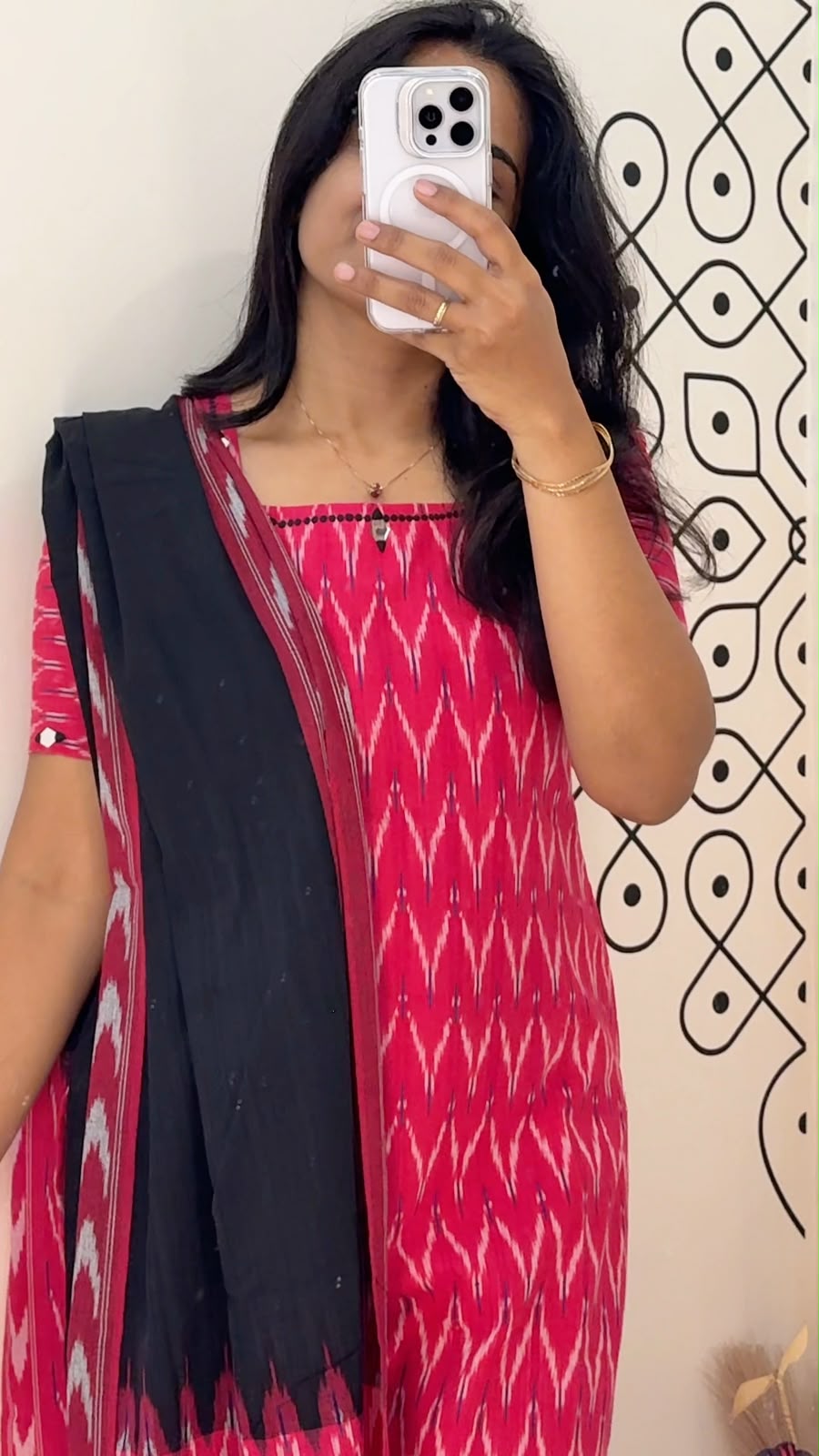 Aara016 Ikkat Cotton Pink with Black Mirror Work With Embroidery 3 Piece set
