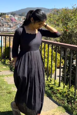 Black Colour Maxi